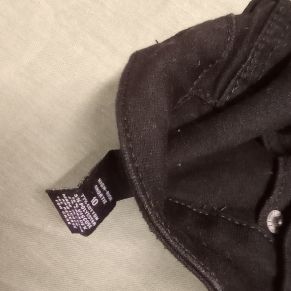 Rue 21 shorts - Picture 3 of 3